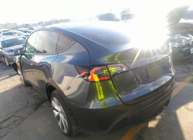 5YJYGDEE4MF083238  tesla model y 2021 IMG 2