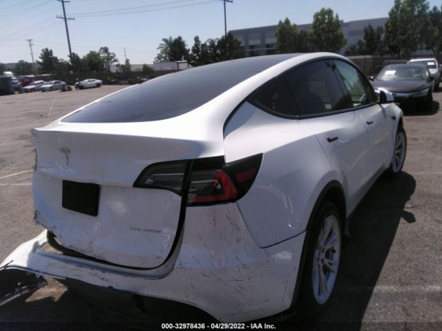 5YJYGDEE6MF076128  tesla model y 2021 IMG 3