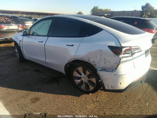 5YJYGDEE7MF096100  tesla model y 2021 IMG 2