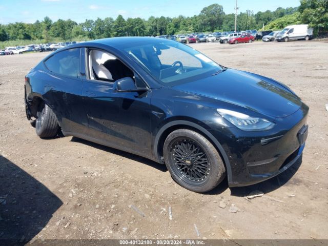 5YJYGDEE8LF027043  tesla model y 2020 IMG 0