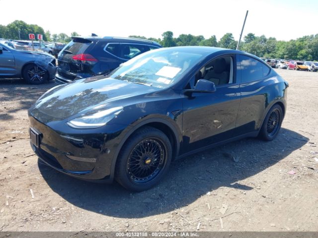 5YJYGDEE8LF027043  tesla model y 2020 IMG 1