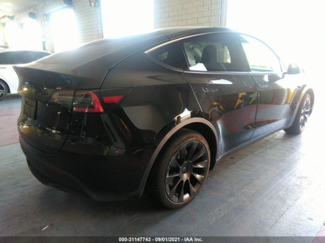 5YJYGDEE9MF065382  tesla model y 2021 IMG 3