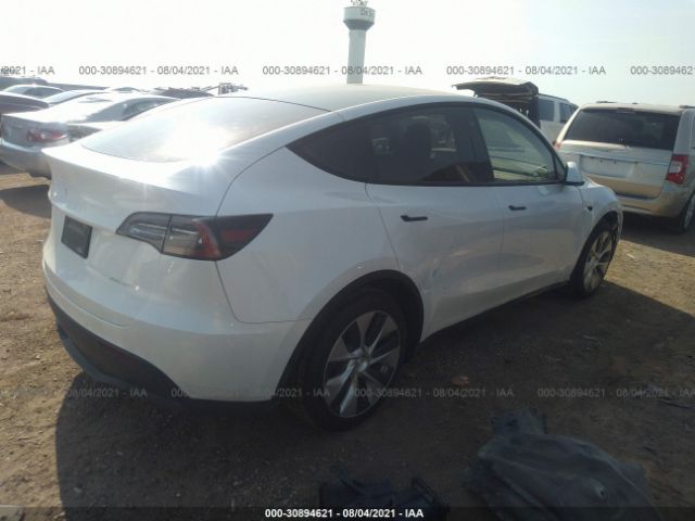 5YJYGDEEXLF026864  tesla model y 2020 IMG 3