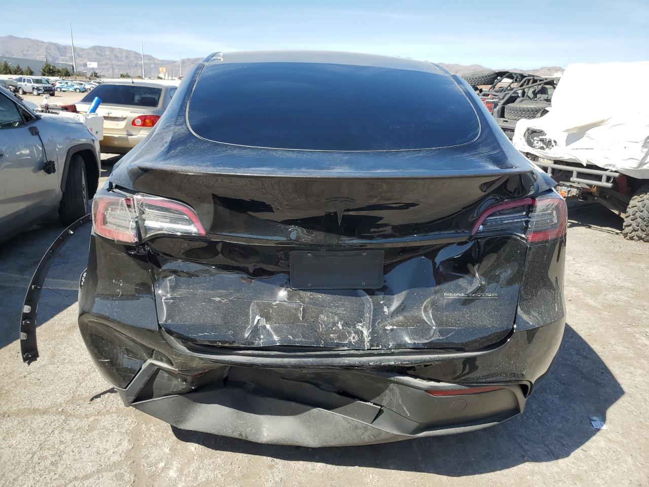 5YJYGDEF3LF017299  tesla model y 2020 IMG 5