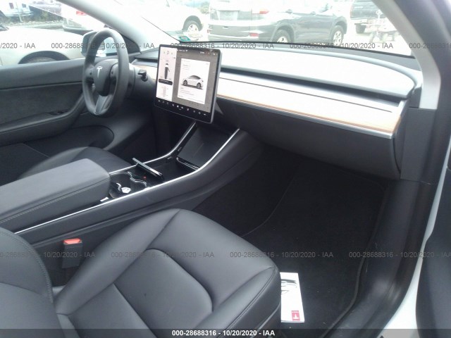 5YJYGDEF4LF005551  tesla model y 2020 IMG 4