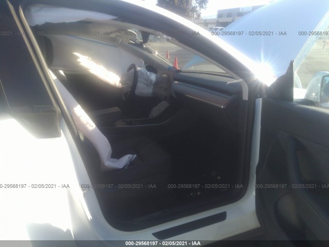 5YJYGDEF4LF022737  tesla model y 2020 IMG 4