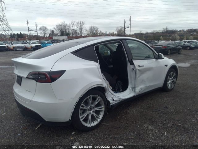 5YJYGAEE1MF180539  tesla model y 2021 IMG 3