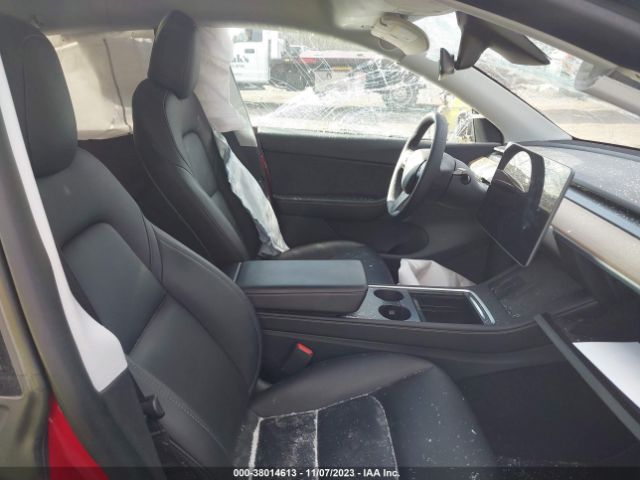 5YJYGAEE1MF251545  tesla model y 2021 IMG 4