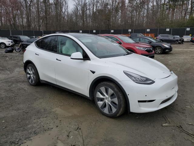 5YJYGAEE8MF131001  tesla model y 2021 IMG 3