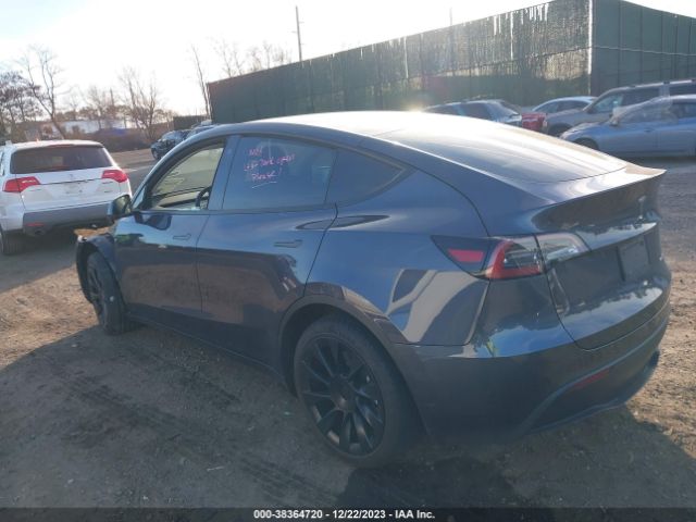 5YJYGAEE8MF200656  tesla model y 2021 IMG 2