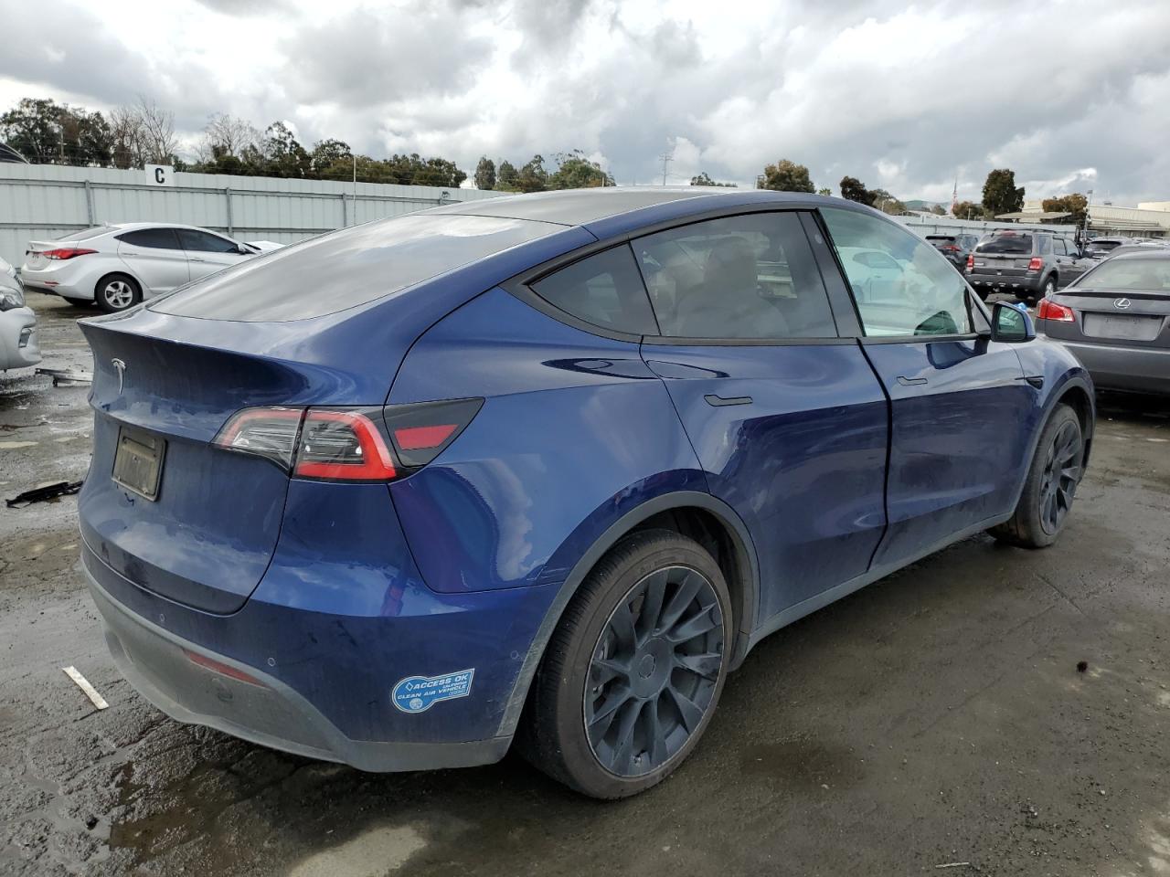 5YJYGDED5MF132664  tesla model y 2021 IMG 2