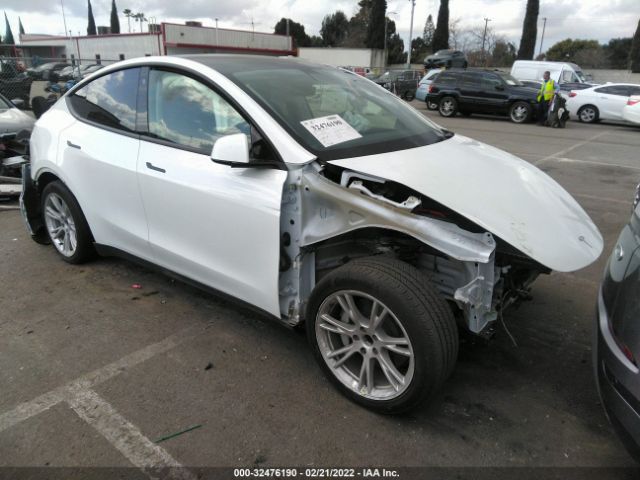 5YJYGDED8MF109590  tesla model y 2021 IMG 0