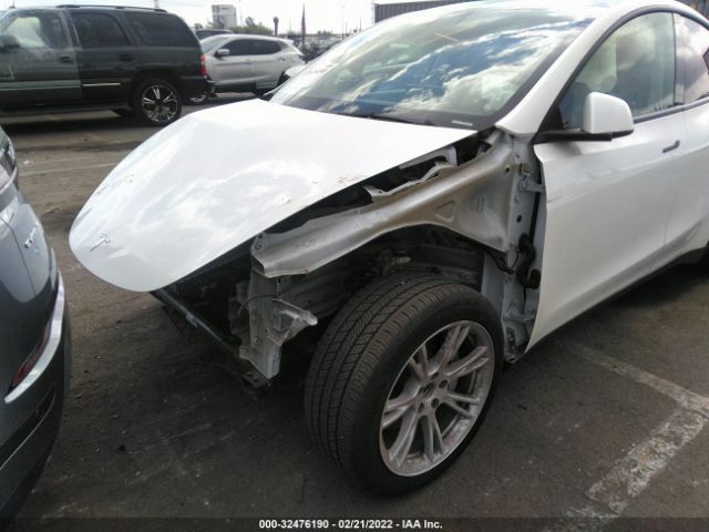 5YJYGDED8MF109590  tesla model y 2021 IMG 5