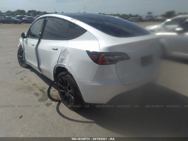 5YJYGDEE0MF084841  tesla model y 2021 IMG 2