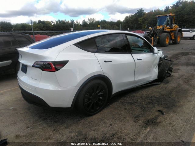 5YJYGDEE0MF102190  tesla model y 2021 IMG 3