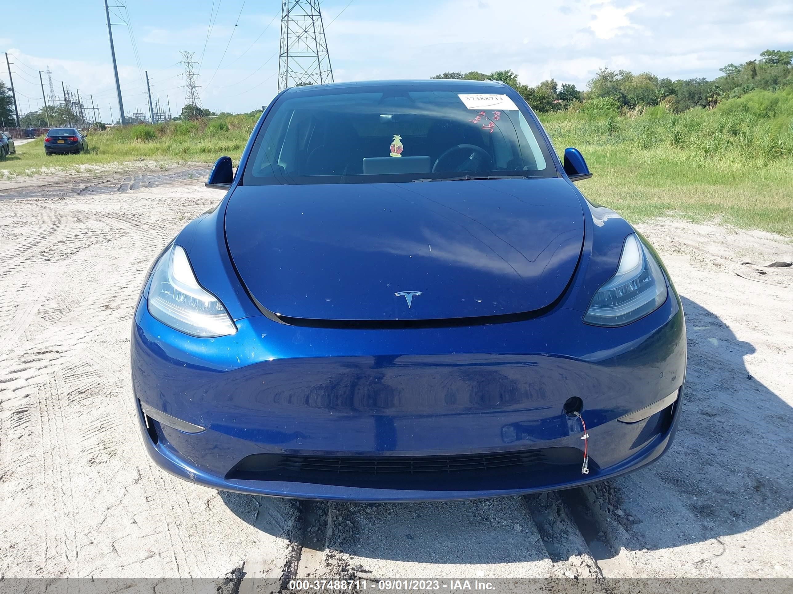 5YJYGDEE0MF173728  tesla model y 2021 IMG 5