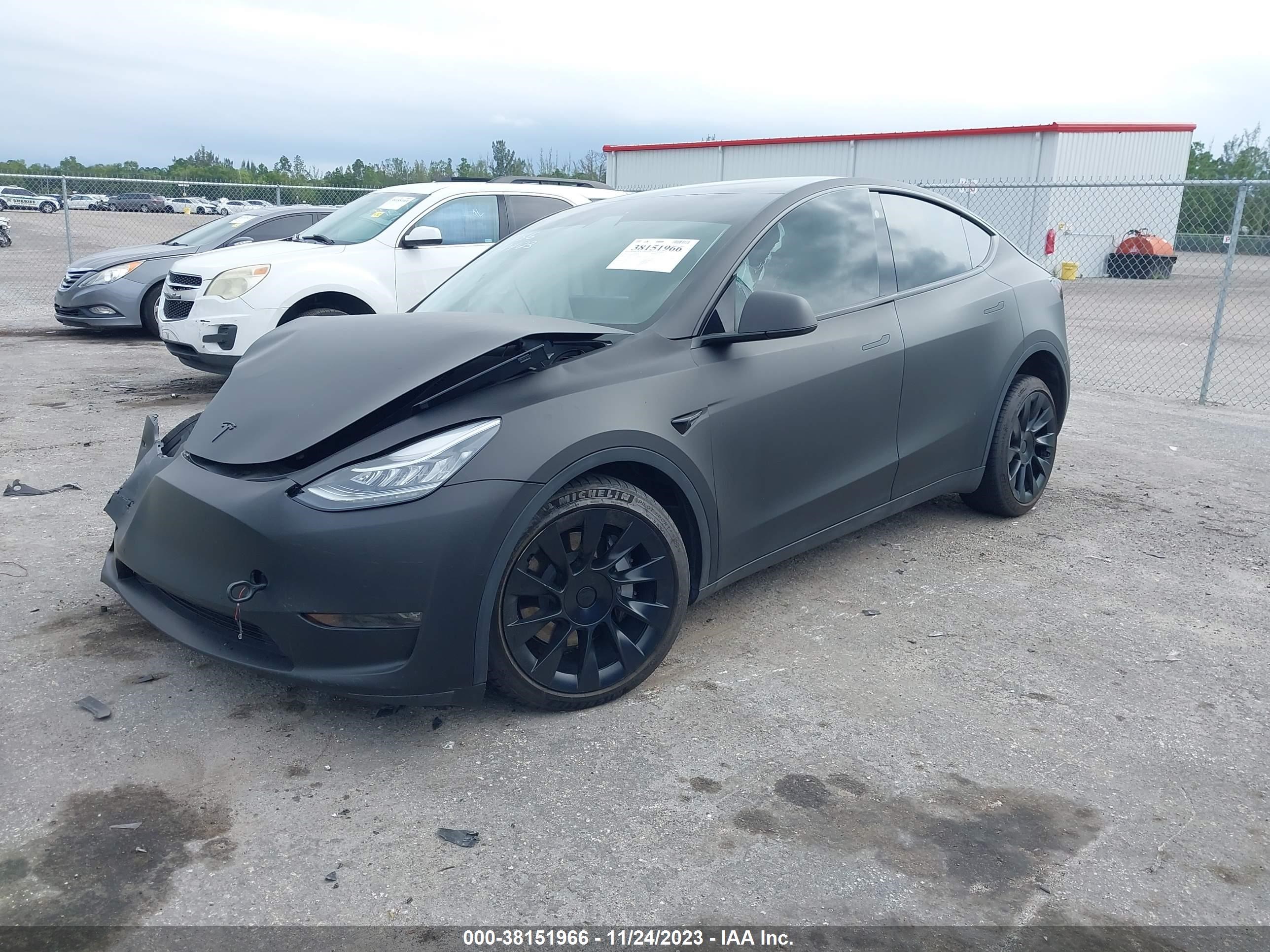 5YJYGDEE0MF278236  tesla model y 2021 IMG 1