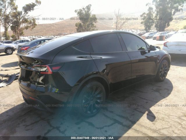 5YJYGDEE1MF115532  tesla model y 2021 IMG 3