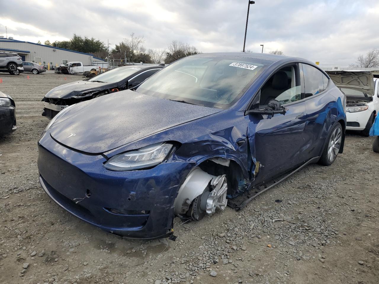 5YJYGDEE1MF204887  tesla model y 2021 IMG 0