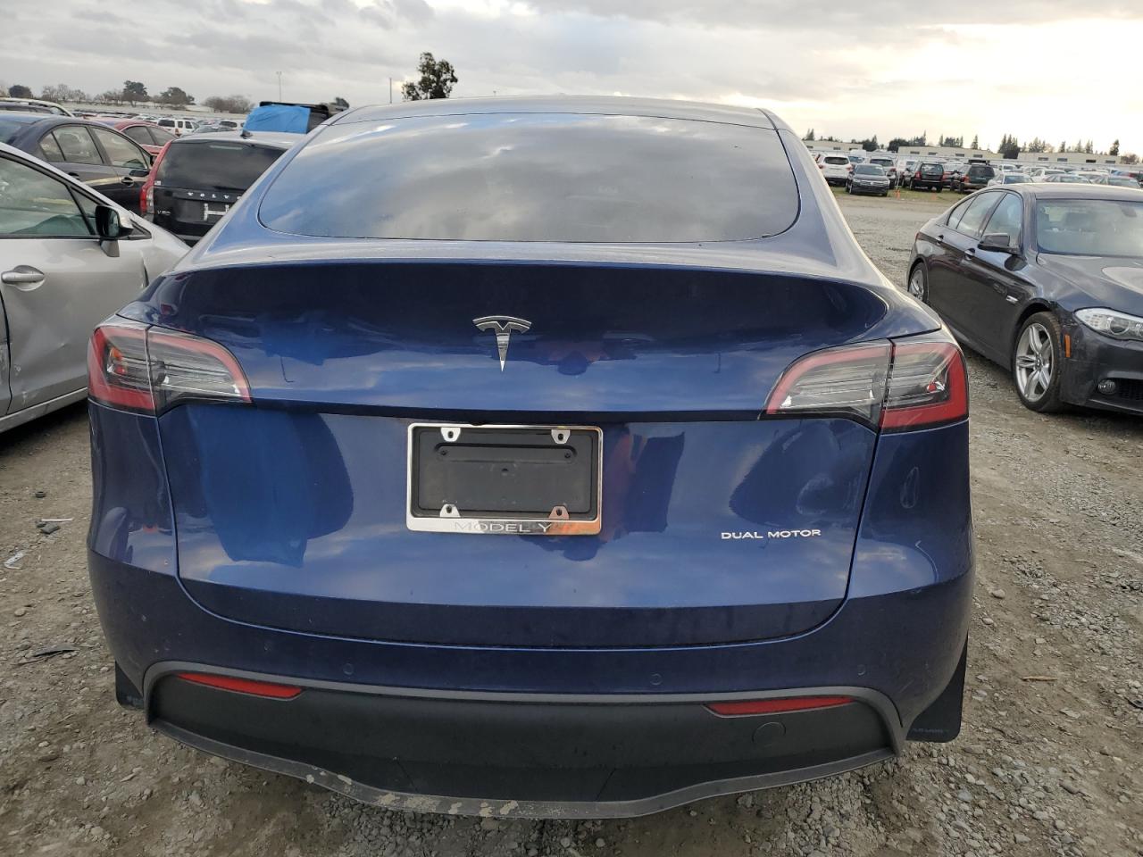 5YJYGDEE1MF204887  tesla model y 2021 IMG 5