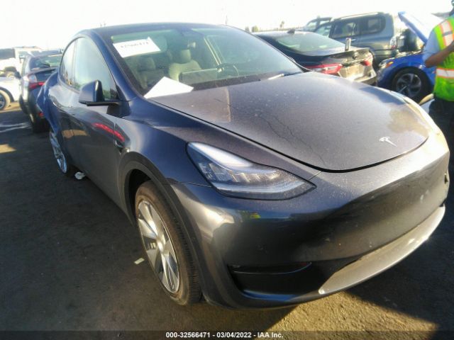 5YJYGDEE3MF124779  tesla model y 2021 IMG 0