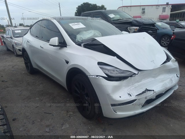 5YJYGDEE4MF176745  tesla model y 2021 IMG 0