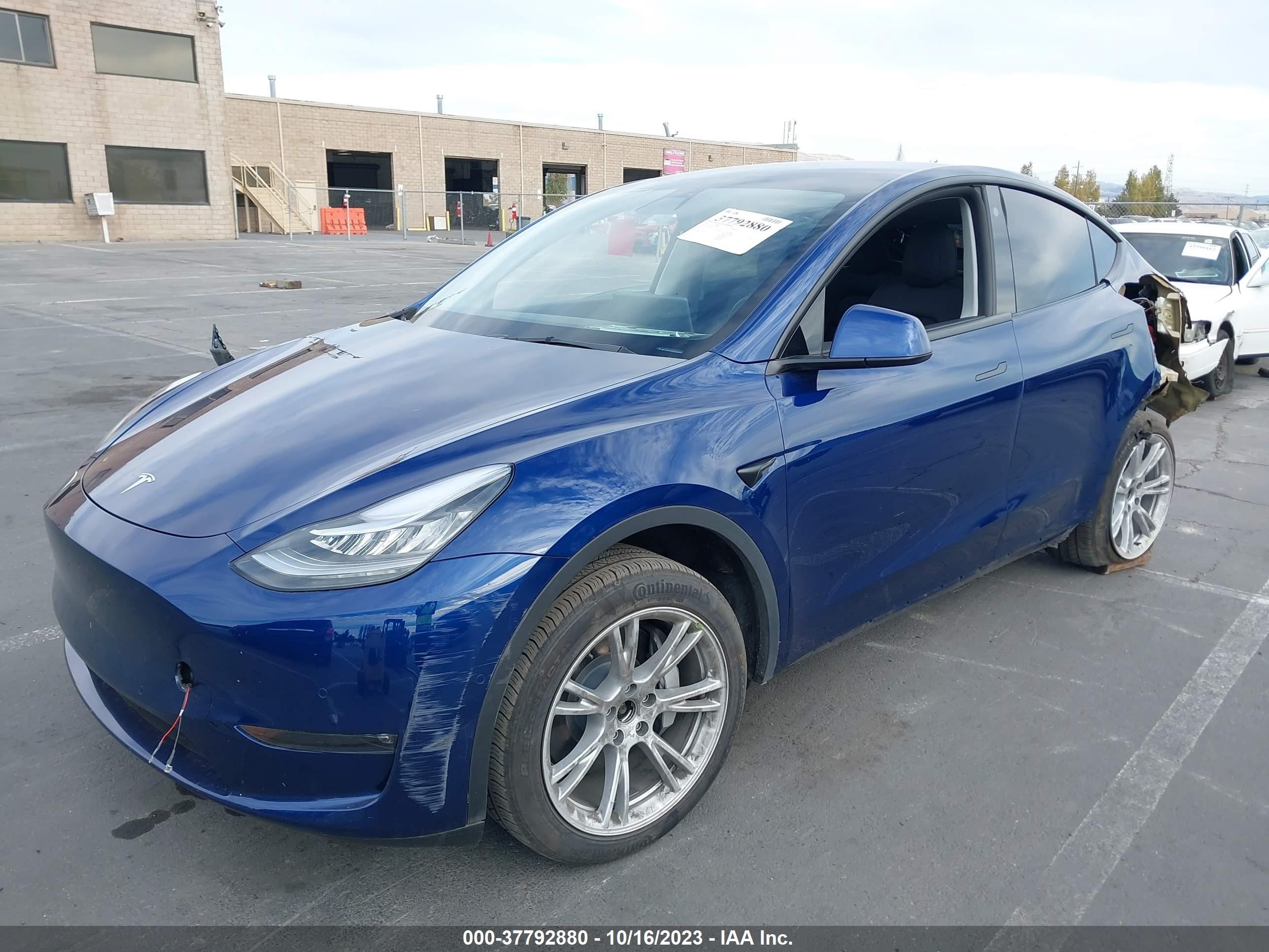 5YJYGDEE5MF282217  tesla model y 2021 IMG 1