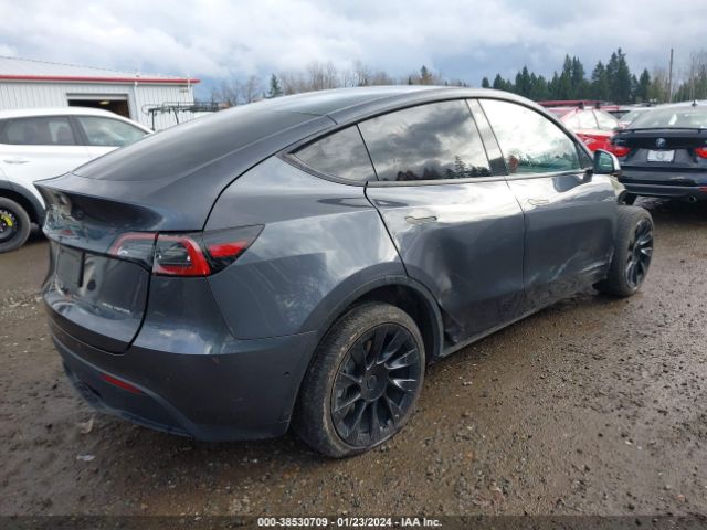 5YJYGDEE6MF213391  tesla model y 2021 IMG 3