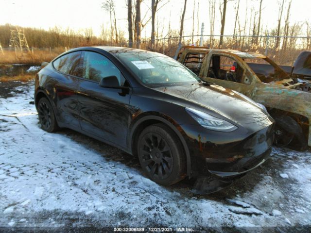 5YJYGDEE7MF065364  tesla model y 2021 IMG 0