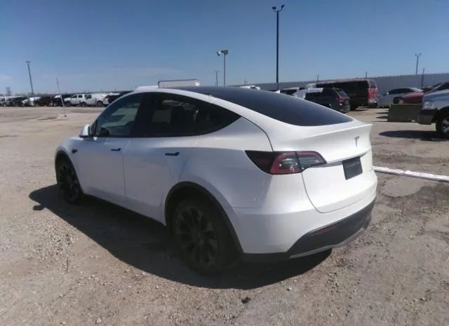 5YJYGDEE7MF190722  tesla model y 2021 IMG 2