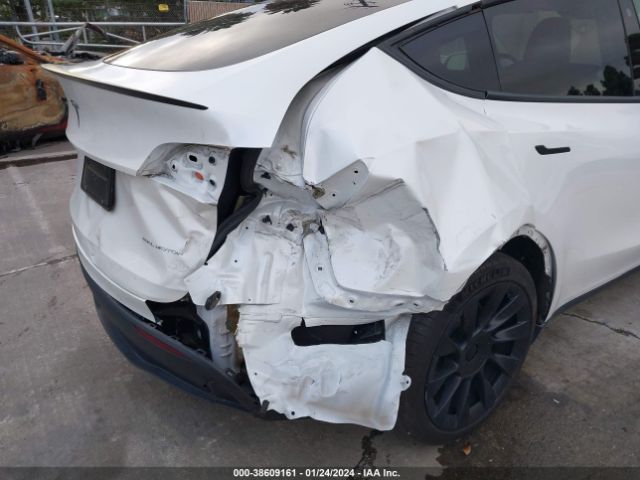 5YJYGDEE8MF115561  tesla model y 2021 IMG 5