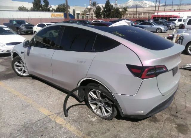 5YJYGDEE8MF204207  tesla model y 2021 IMG 2