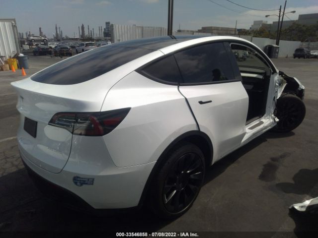 5YJYGDEE8MF240463  tesla model y 2021 IMG 3