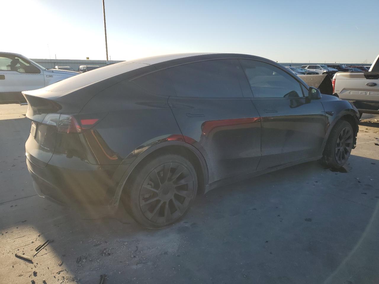 5YJYGDEE9MF180628  tesla model y 2021 IMG 2