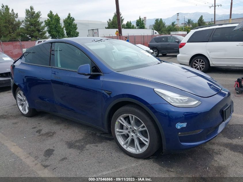 5YJYGDEE9MF258082  tesla model y 2021 IMG 0