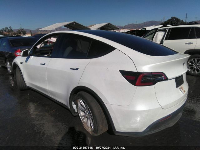 5YJYGDEEXMF213037  tesla model y 2021 IMG 2