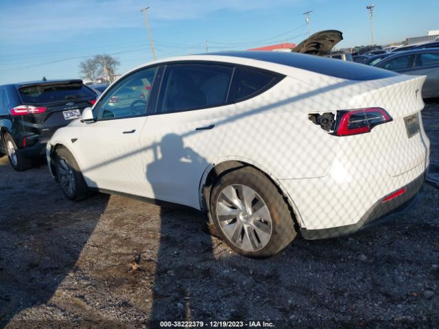 5YJYGDEEXMF284058  tesla model y 2021 IMG 2