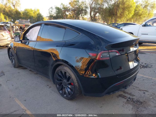 5YJYGDEF3MF246230  tesla model y 2021 IMG 2