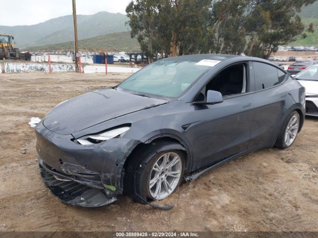 7SAYGDEE2NF320880  tesla model y 2022 IMG 1