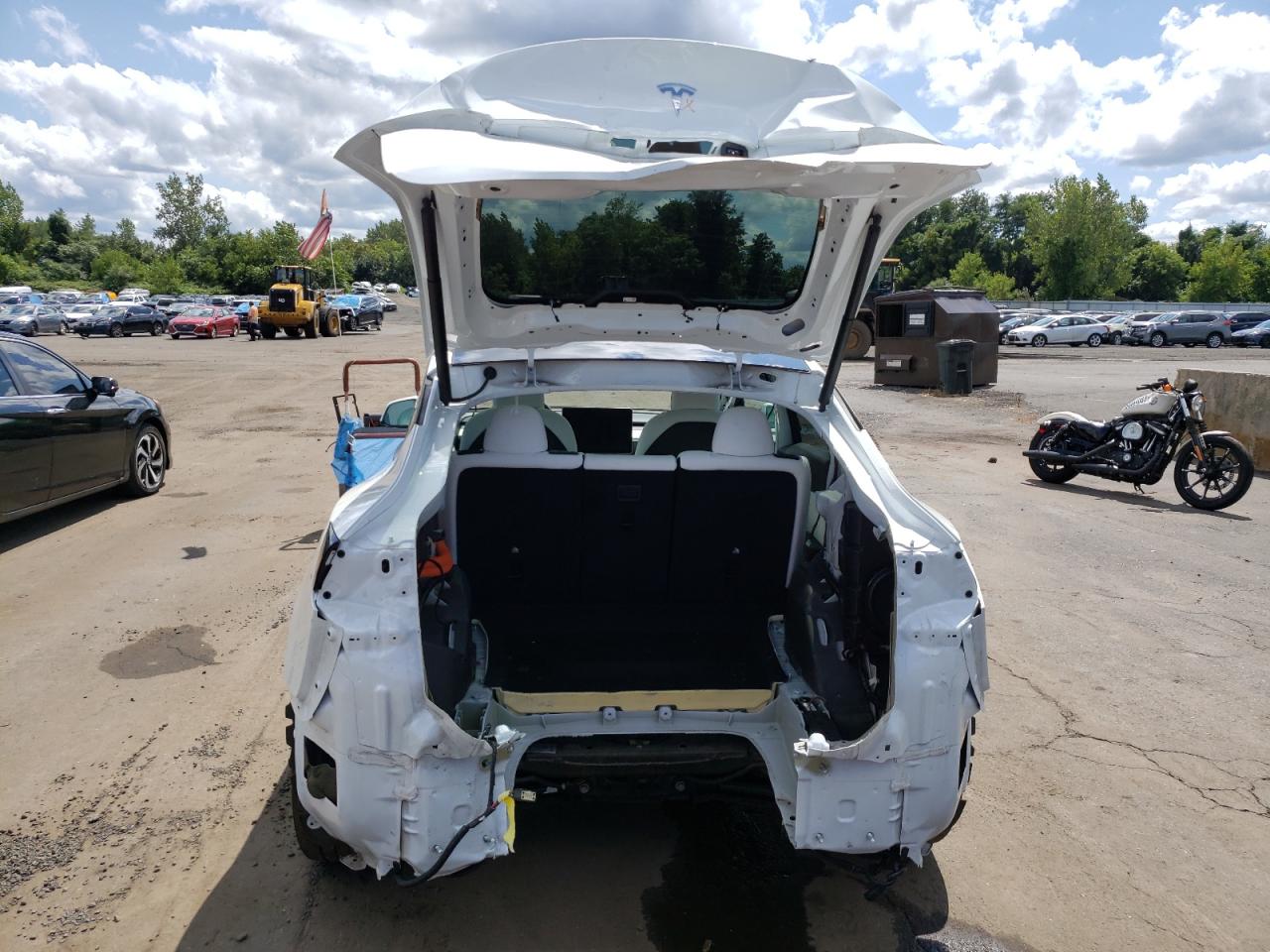 7SAYGDEE4NF311856  tesla model y 2021 IMG 5