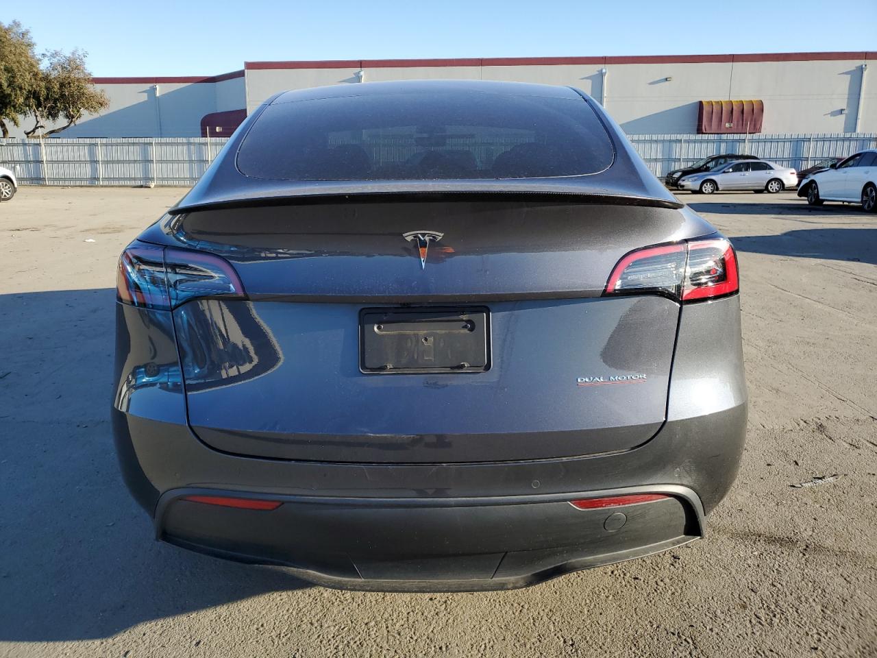 7SAYGDEF2NF330169  tesla model y 2022 IMG 5