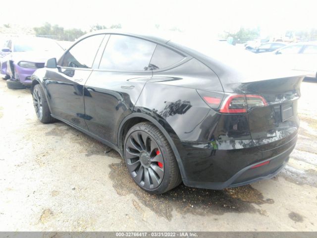 5YJYGDEF9MF299269  tesla model y 2021 IMG 2