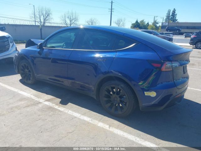 7SAYGAEE2NF558971  tesla model y 2022 IMG 2