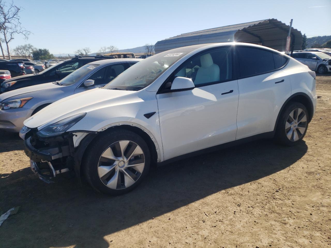 7SAYGDEE0NF440015  tesla model y 2022 IMG 0