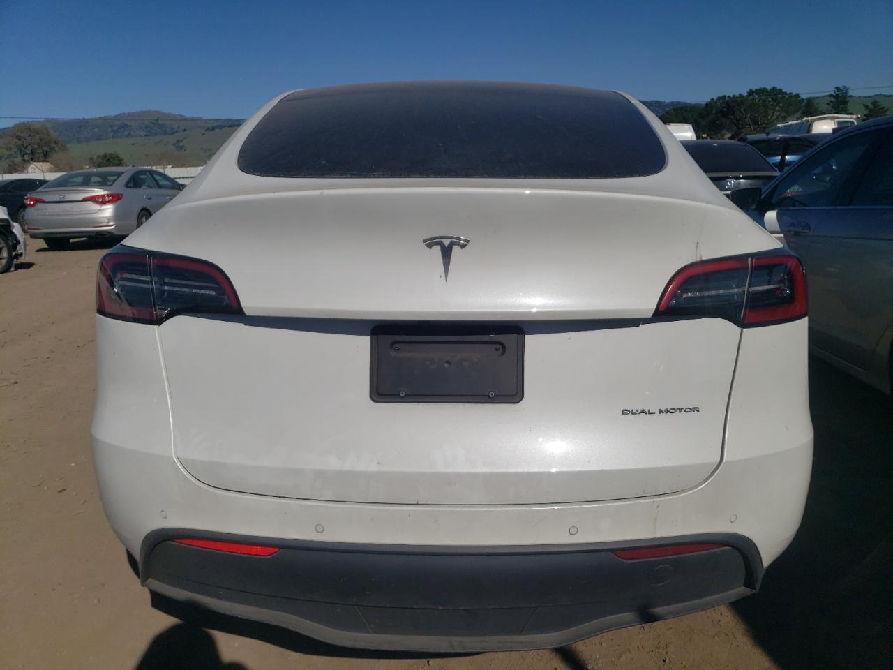 7SAYGDEE0NF440015  tesla model y 2022 IMG 5