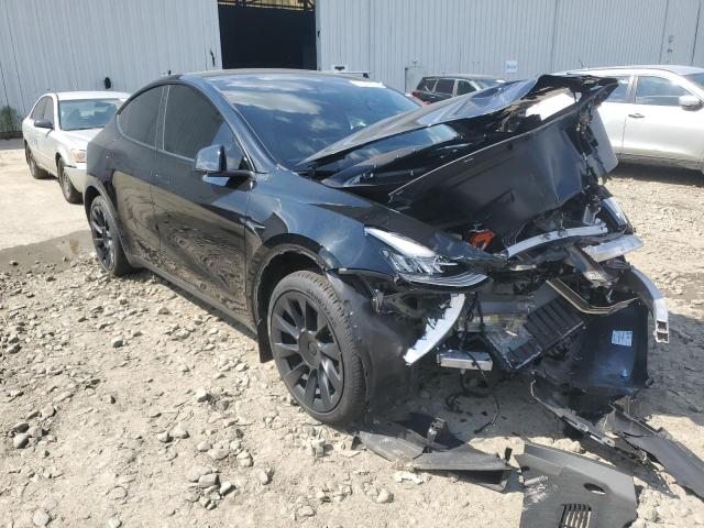 7SAYGDEE2NA013657  tesla model y 2022 IMG 3