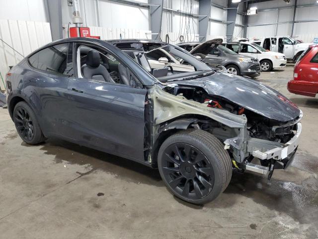 7SAYGDEE2NA013884  tesla model y 2022 IMG 3