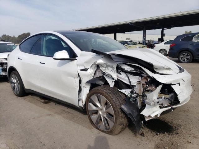 7SAYGDEE2NF424947  tesla model y 2022 IMG 3