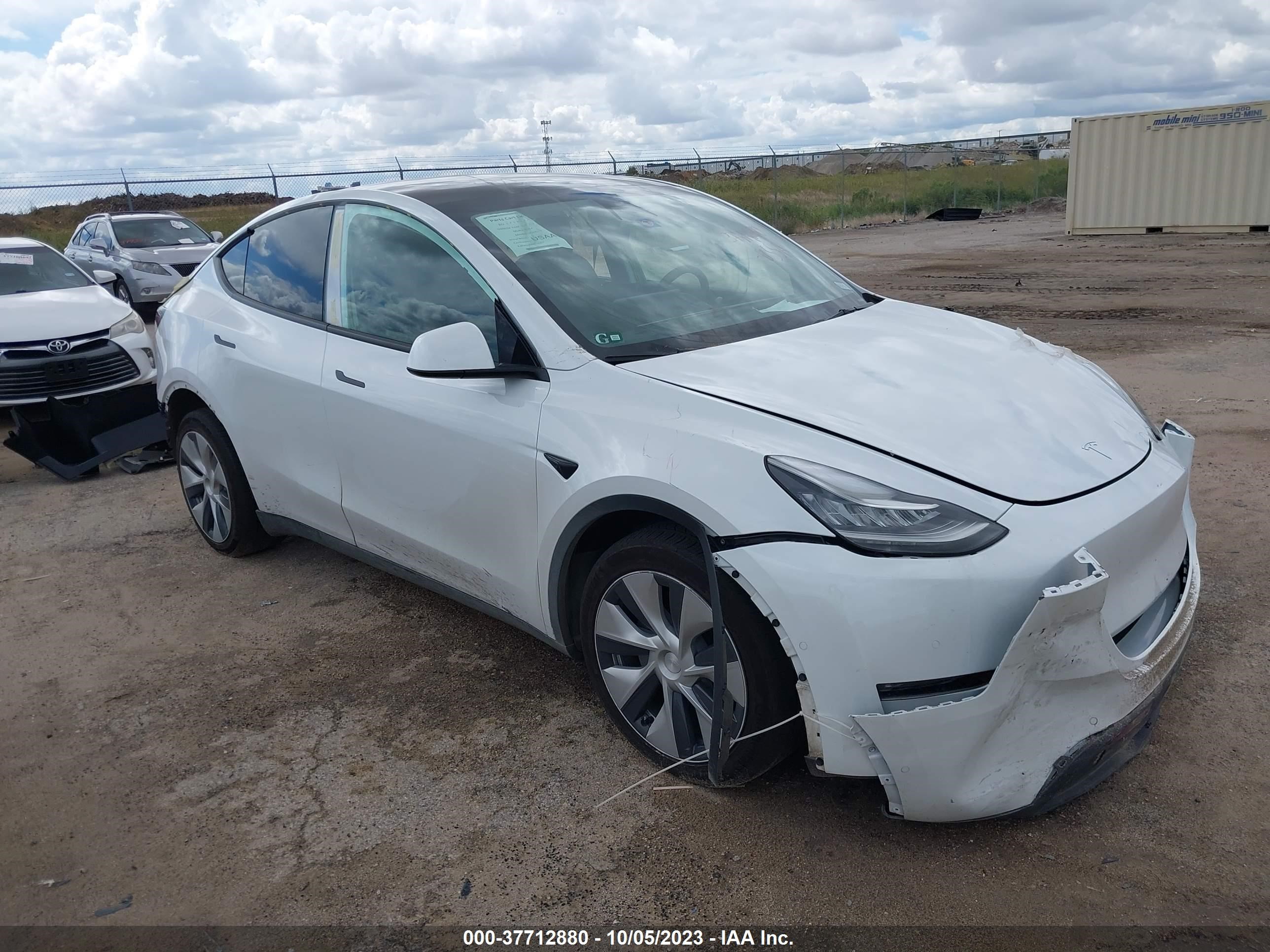 7SAYGDEE2NF440565  tesla model y 2022 IMG 0