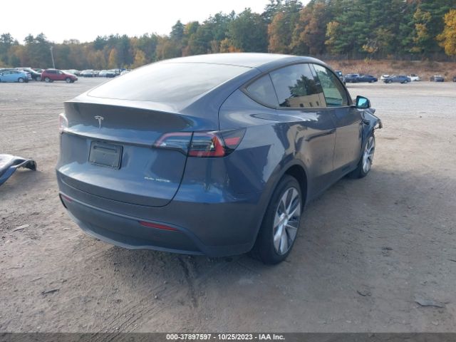 7SAYGDEE2PA027867  tesla model y 2023 IMG 3